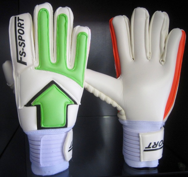 FS-Sport – Individuelle Torwarthandschuh-Sondermodelle – Keep It!